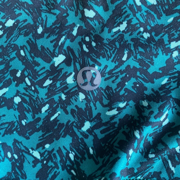 Lululemon Drop it Like it’s Hot Crop Leggings - Picture 7 of 7